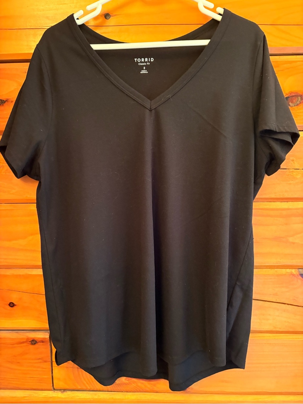 torrid Black V-Neck Short Sleeve Tee